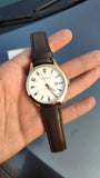 Caravelle by Bulova Classic dorado y cuero café 44B116