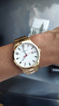 Caravelle by Bulova Traditional dorado y blanco 44B117