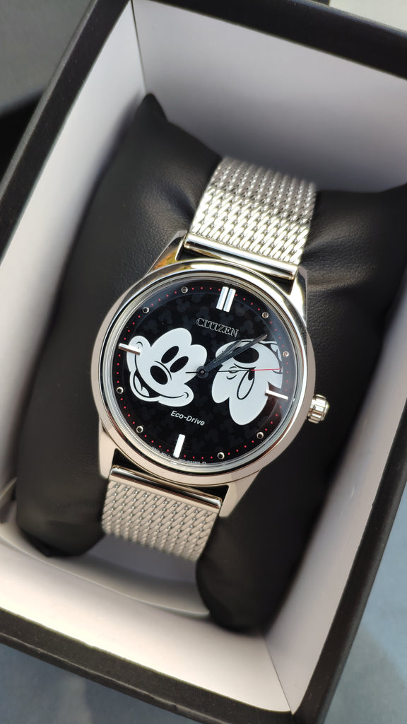 Citizen Eco-Drive Edición Especial Disney Mickey Mouse FE7060-56W